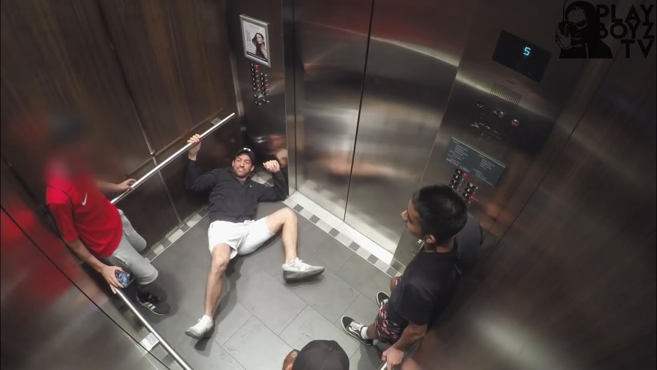 Japanese Elevator Pranks